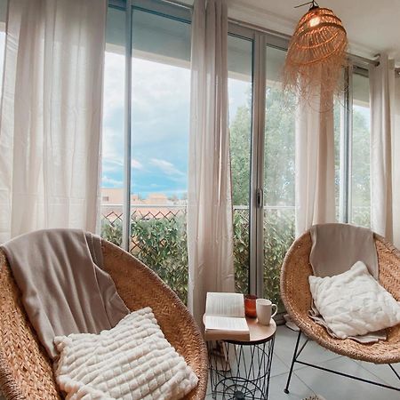 Appartement Coup De Coeur Avec Parking Et Piscine - 131 กาเนต์-อ็อง-รูสซียง ภายนอก รูปภาพ