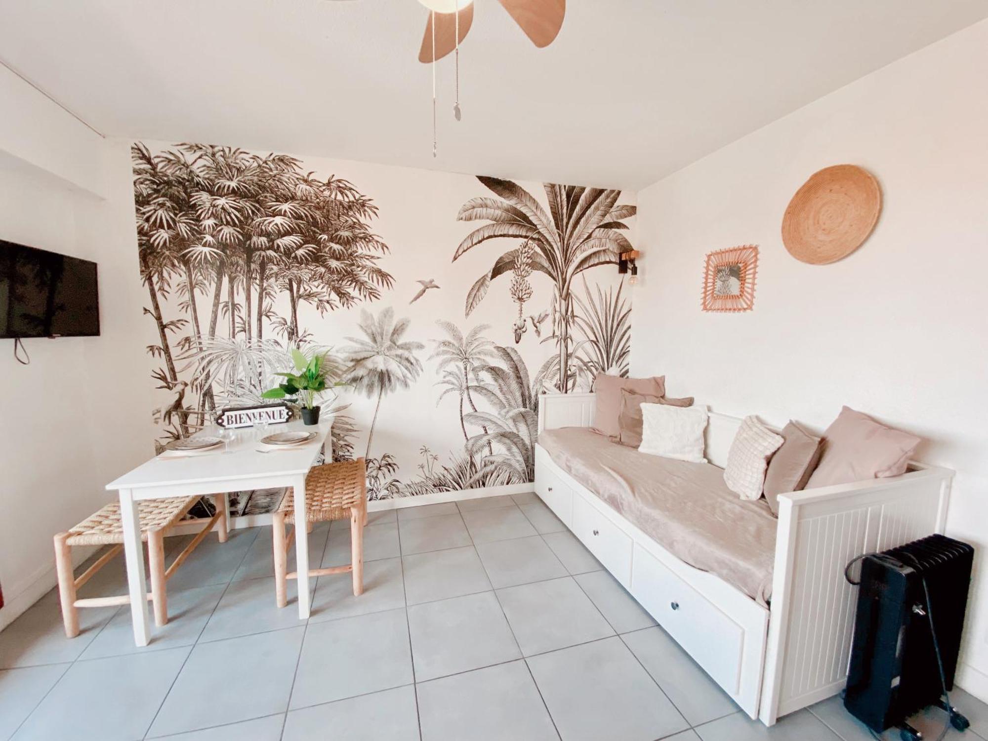 Appartement Coup De Coeur Avec Parking Et Piscine - 131 กาเนต์-อ็อง-รูสซียง ภายนอก รูปภาพ